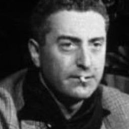 Claude Heymann 飾演 Lars Schmeel