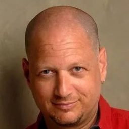 J·J·寇恩 - 回到未來演員 飾演Skinhead