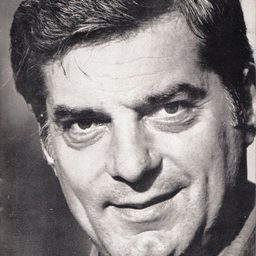 Silviu Stănculescu - 學生愛情故事演員 飾演Șerban's Father