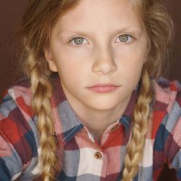 Carlotta von Falkenhayn 飾演 Lydia