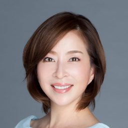 真矢みき 飾演 Yoshiko Kawashim