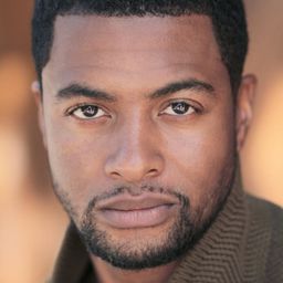 Kamal Angelo Bolden 飾演 Vince