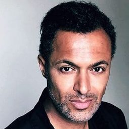 George Arrendell - 每個人都成名演員 飾演Knappe man