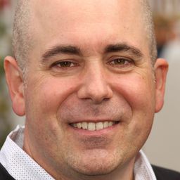 Ken Daurio - 寵物當家編劇