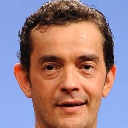 Stéphane Slima 飾演 Didier