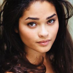 布蘭妮·奧桂迪 飾演 Jesse Bolton-Sinclair