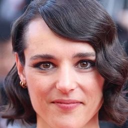 珍妮貝斯 飾演 Marge Berger