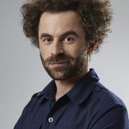 Nicolas Benamou - Babysitting 2導演