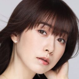 淺野真澄 飾演 Linith (voice)
