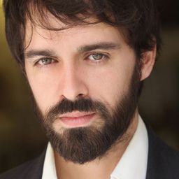 Alberto Amarilla 飾演 Miguelito