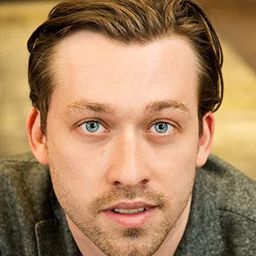 賽門·史通 - 耶爾瑪導演