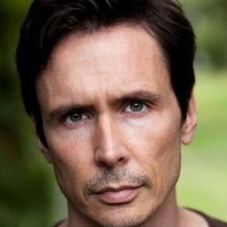 Mark Underwood - Welcome 2 Ibiza演員 飾演Hippy / Mime