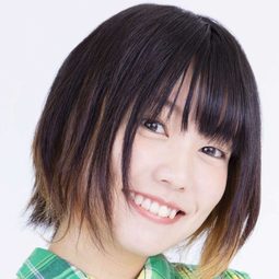 本渡 楓 飾演 Hibiki Higoromo (voice)