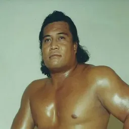 Peter Fanene Maivia 飾演 Self