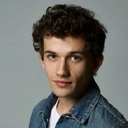 伊萊·布朗 - 豁出去清單演員 飾演Brett Blackmore