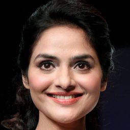 馬杜胡 - Kartam Bhugtam演員 飾演Seema Amma / Laxmi Kota