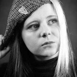 Lili Thorpe 飾演 Linda Myers