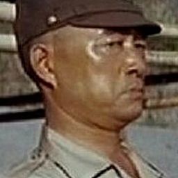 勝本圭一郎 飾演 