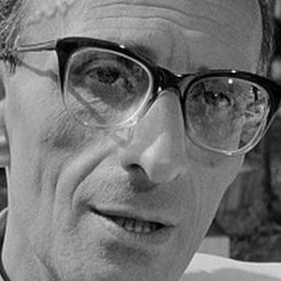 Jean Rougeul 飾演 Carini, the Film Critic