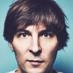 Thomas Mars 飾演 Self