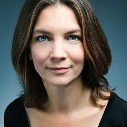 安琪拉·科瓦奇 飾演 Ann-Britt Höglund