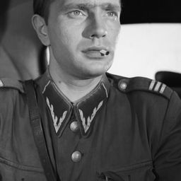 Bohdan Ejmont 飾演 Mate Bernard Rygielski