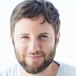 魯本·阿特拉斯 - Acorn and the Firestorm導演