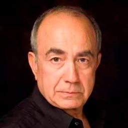 Mario Martín - Solo mía演員 飾演