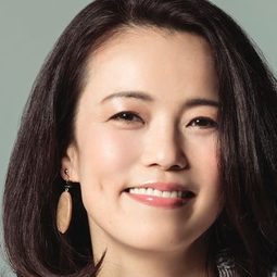 彩吹真央 飾演 Leonard