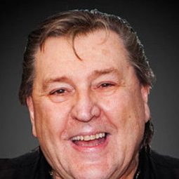 Bob Babbitt - 蠍子夫人演員 飾演Entrance Guard