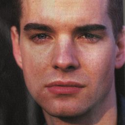 Alan Boyce - 死之謎演員 飾演David Sinclair