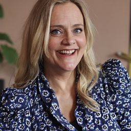 Henriette Steenstrup 飾演 Ann-Kristin