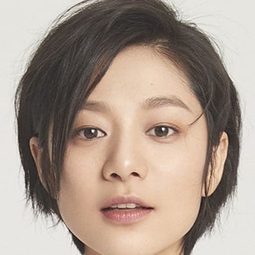 王真兒 - 海闊天空演員 飾演良琴