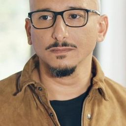 Khaled Mansour 飾演 Self