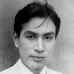 丹波哲郎  - 東京アンタッチャブル　脱走演員 飾演Goro Kawamoto