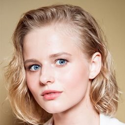Aleksandra Bortich - Sasha Seeking Talents演員 飾演Sasha