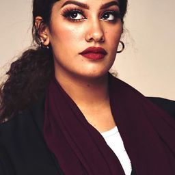 艾拉夫·納吉布 飾演 