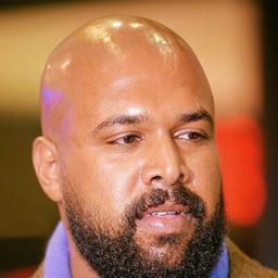 Saad Al-Mukhtar 飾演 عظيمة