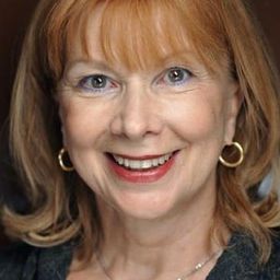 Ursela Monn 飾演 Ms. Grundmann