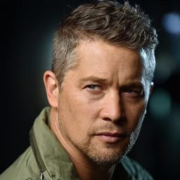 Jason Gerhardt 飾演 Gary