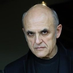 Franco Trevisi 飾演 