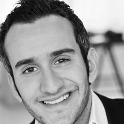 John Eledjam 飾演 Le mec à vélo