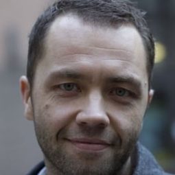 馬格努斯·馬騰斯 - 大多數人生活在中國導演