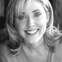 Michelle Wright - 是誰在嚇我？演員 飾演News Reporter