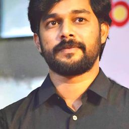 Sharaf U Dheen 飾演 CPO Abin Raj