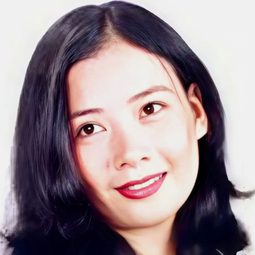 Ngoc Dung Le 飾演 Huong