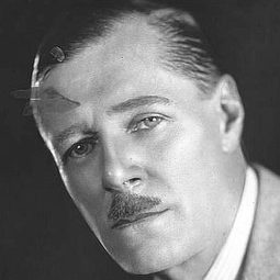 Gilbert Emery - 漢密爾頓夫人演員 飾演Lord Spencer