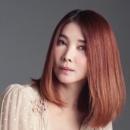 陳秀環 - 屍殺軍營演員 飾演Auntie Susie