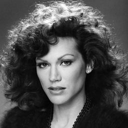 Pamela Hensley 飾演 Sgt. Fontain