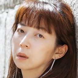 Park Hyun-young - 原聲追凶演員 飾演Patrol Officer